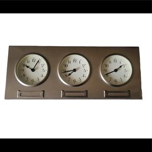 Pottery Barn 3 time zone clock